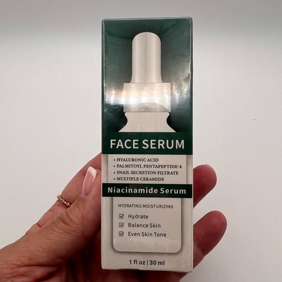 Niacinamide Serum by [Brand] Other - Hydrating Niacinamide Face Serum with Green and White Packaging